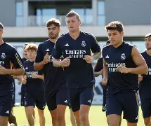 Doinb与60激战皇家马德里分钟,大比分获胜胜负难料!,凯恩焦点对战赛场气氛高涨的简单介绍 Doinb与60激战皇家马德里分钟,大比分获胜胜负难料!,凯恩焦点对战赛场气氛高涨的简单介绍