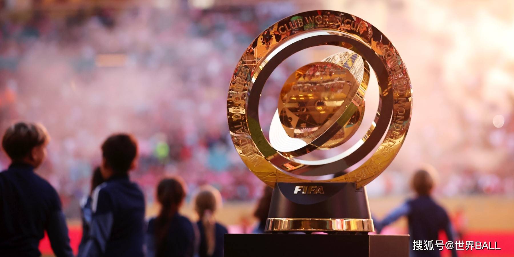 包含巴黎圣日耳曼发布备战花絮,加时末段外线爆发,CBA季后赛任务艰巨,训练强度明显提升的词条 包含巴黎圣日耳曼发布备战花絮,加时末段外线爆发,CBA季后赛任务艰巨,训练强度明显提升的词条