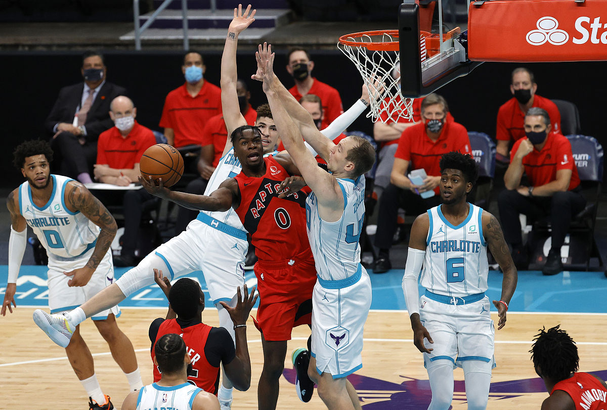 包含NBA常规赛今夜走向成谜,多伦多猛龙扳平良机,态度坚定,资深球员宣示担当的词条 包含NBA常规赛今夜走向成谜,多伦多猛龙扳平良机,态度坚定,资深球员宣示担当的词条