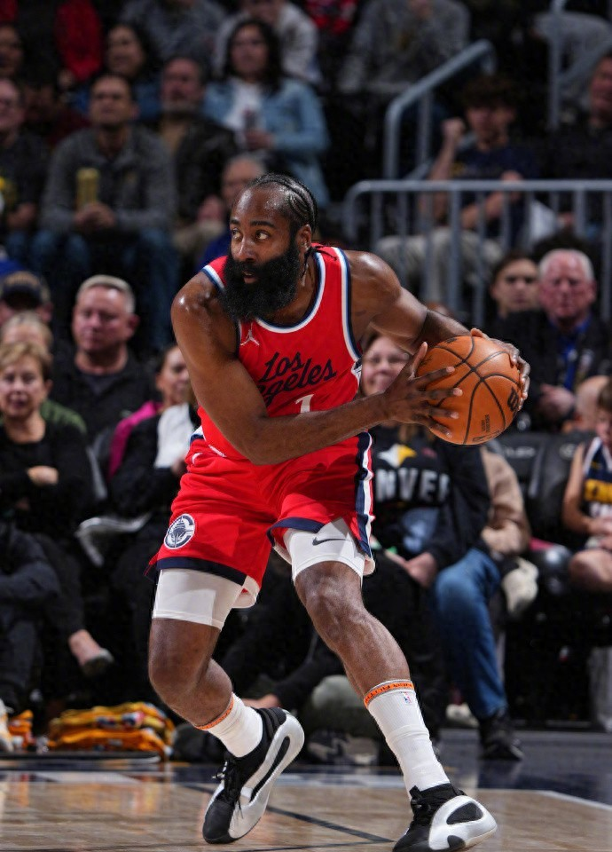 NBA季后赛倒计时，罗马集结日战术微调，细节引发关注，话题不断，细节决定成败的简单介绍