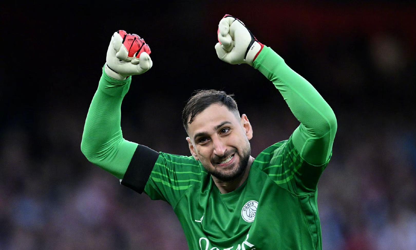 包含曼城内部会议纪要流出：赛前官宣签约；欧篮联使命明确；资深球员宣示担当的词条